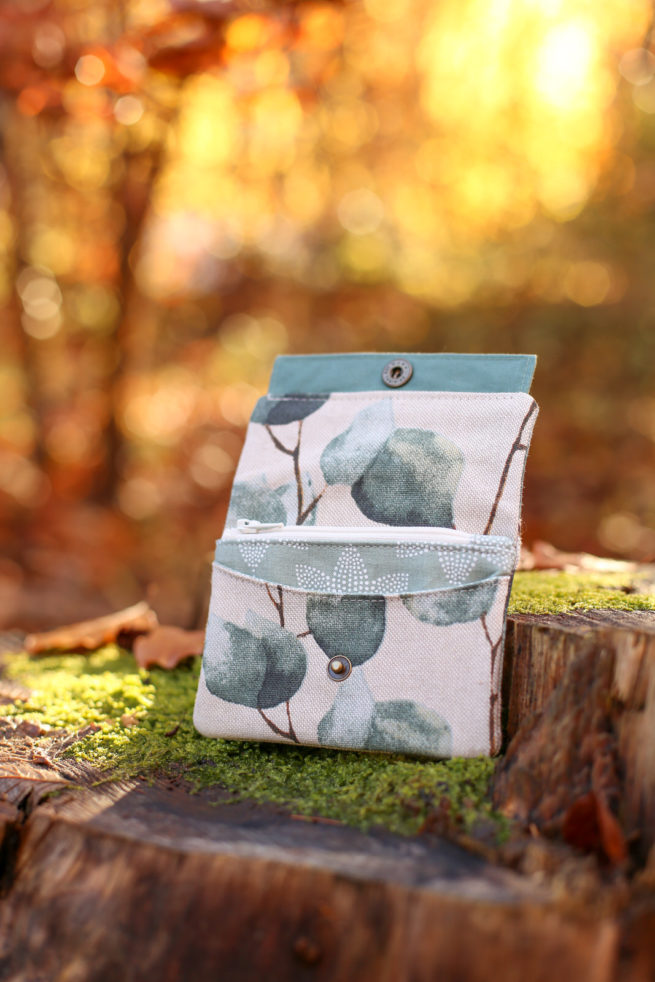 petit porte-monnaie compact et pratique